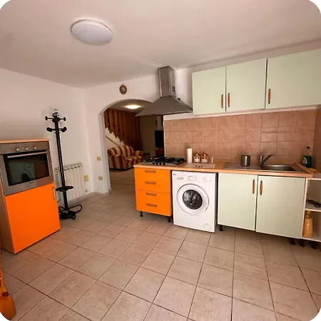 Casa Privata In Collina *